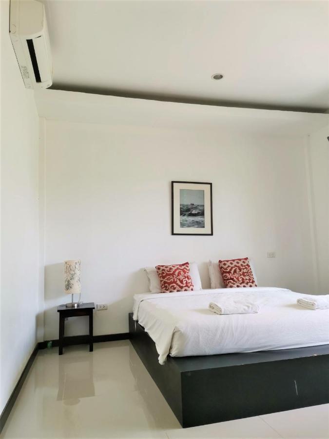Готель Natai House Екстер'єр фото