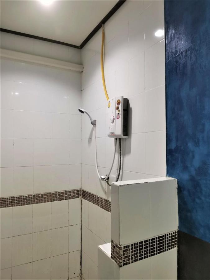Готель Natai House Екстер'єр фото