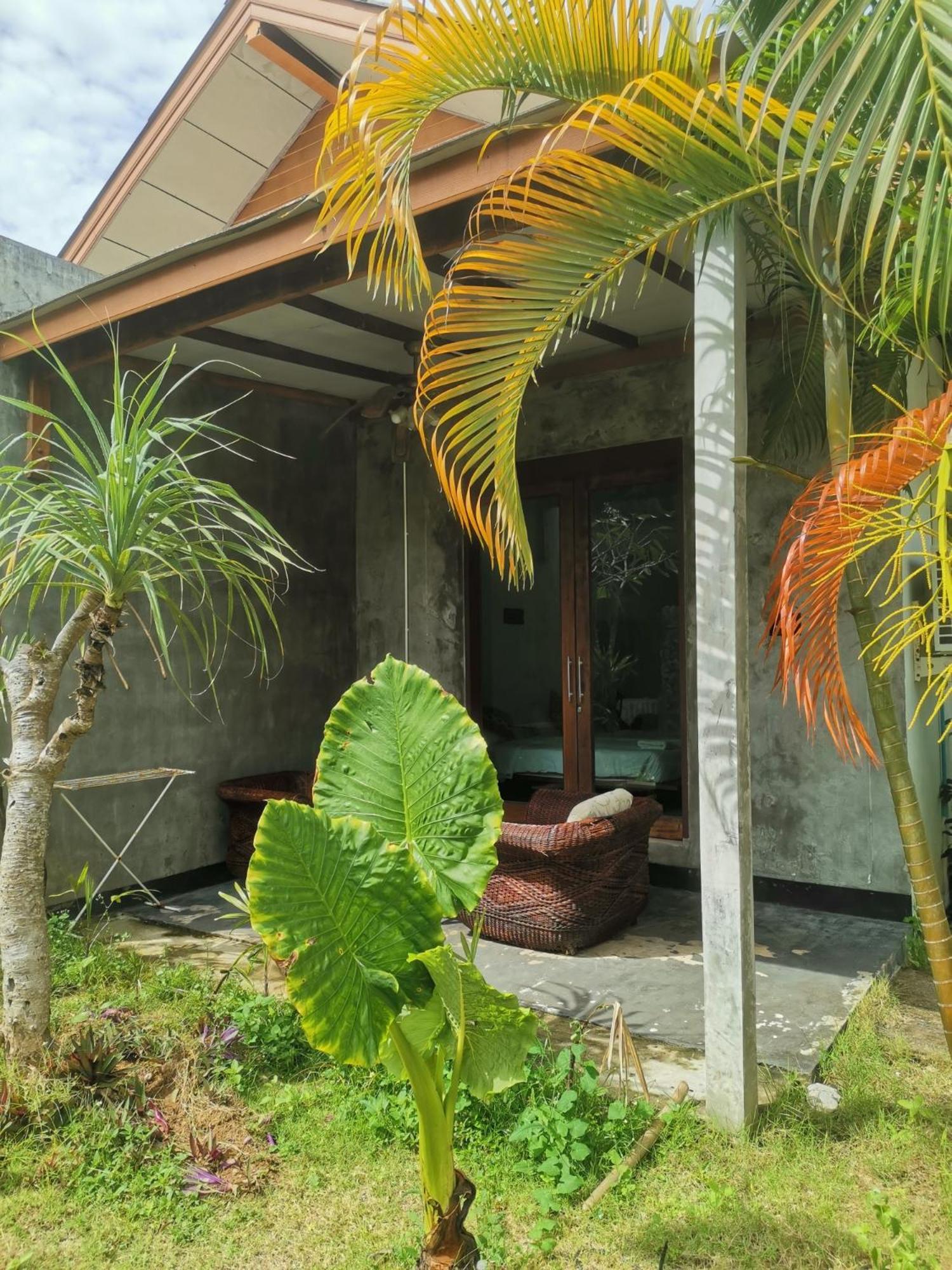 Готель Natai House Екстер'єр фото