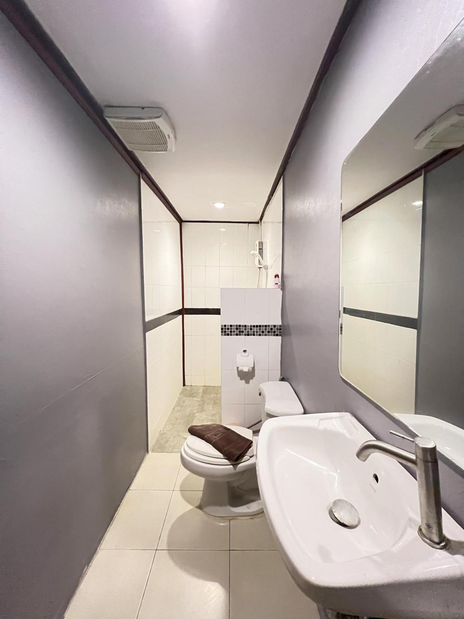 Готель Natai House Екстер'єр фото